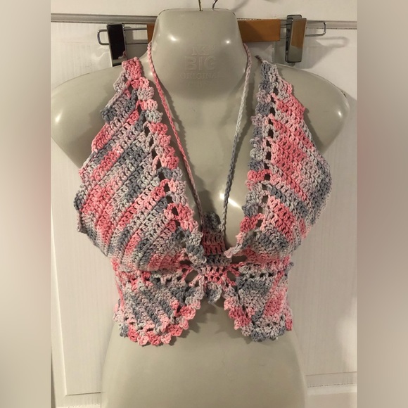 New butterfly crochet top - Picture 2 of 5